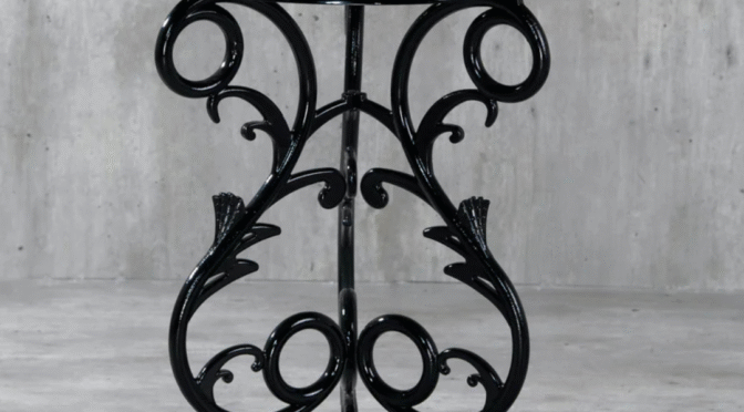 Vela Small Flower Table